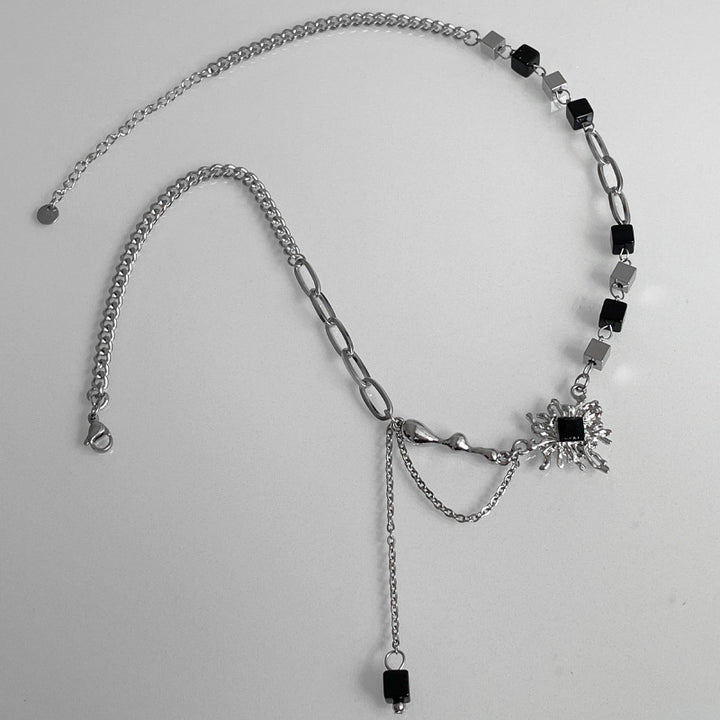 Süßer cooler Innenhip -Hop -Schwarz -Blocknähten Halskette
