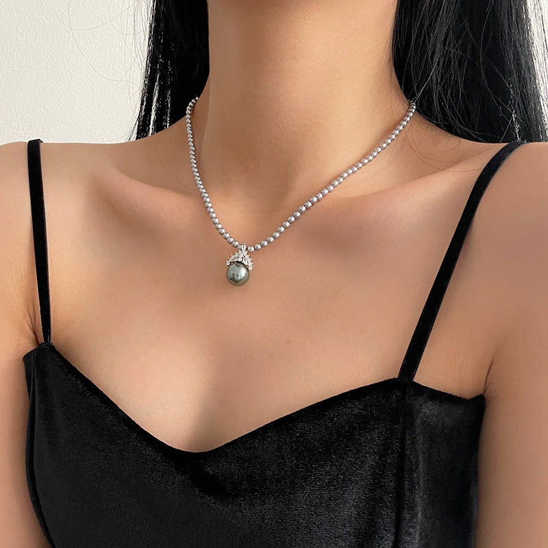 Temperament Crown Zirkon im französischen Stil anhängender Perlenkette