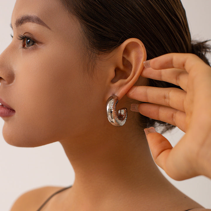 Geometrische Ohrringe aus Edelstahlhammer -Muster Design