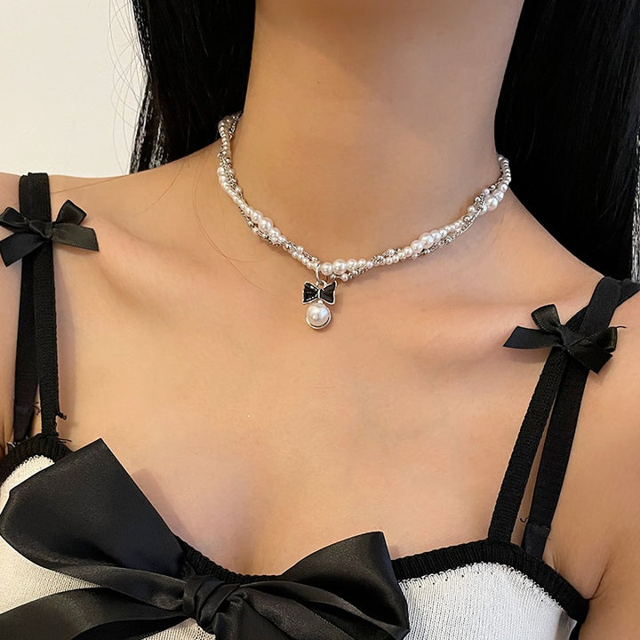 Pearling Pearl Pearl Collar de doble capa Interés especial Ligera de lujo Y2G Hot Girl dulce Cadena de clavícula Cool Ornamento