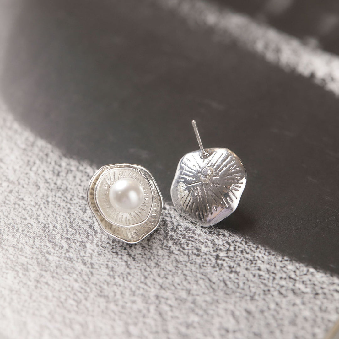 Simple Pearl Frosted Silver Niche Design Stud Earrings