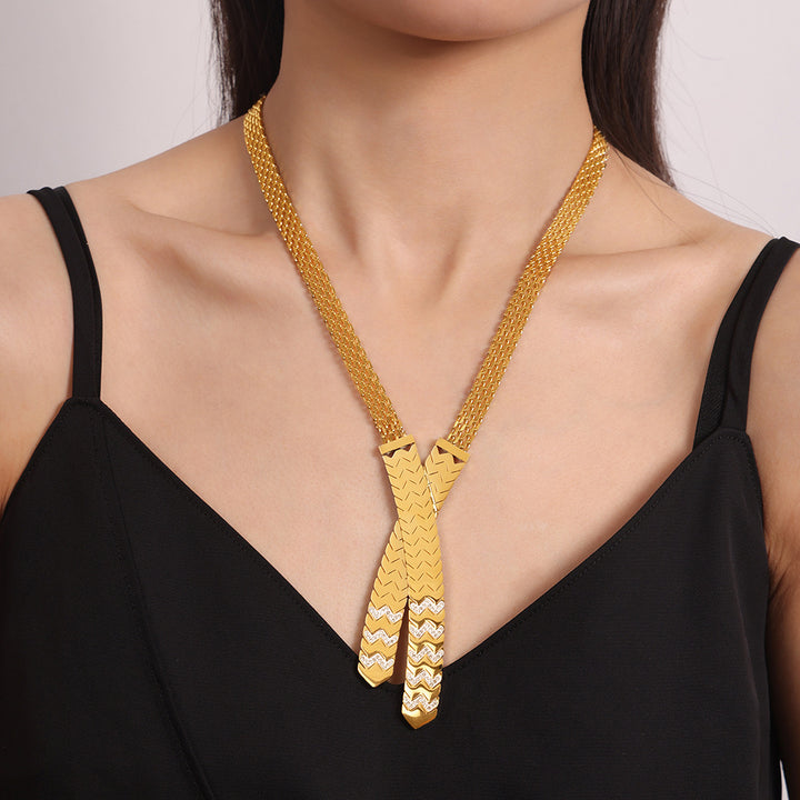Fashion Titanium Steel 18K Gold Plating Diamond Cross Pendant Necklace