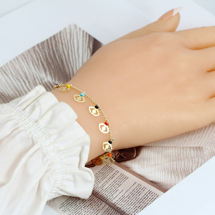 Bracelet de perle de couleur aux yeux creux