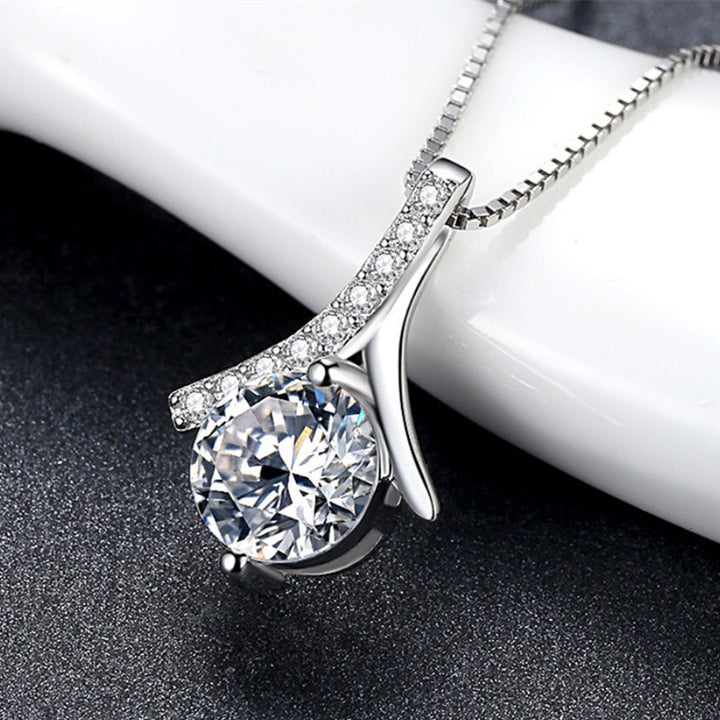 Platinum-plated O Word Ladies Necklace Jewelry Women Sweater