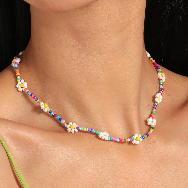 Collier de perles douces colorées pour les femmes