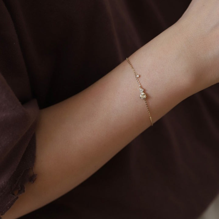 Bracelet de rose délicat du cœur de conception avancée French Style