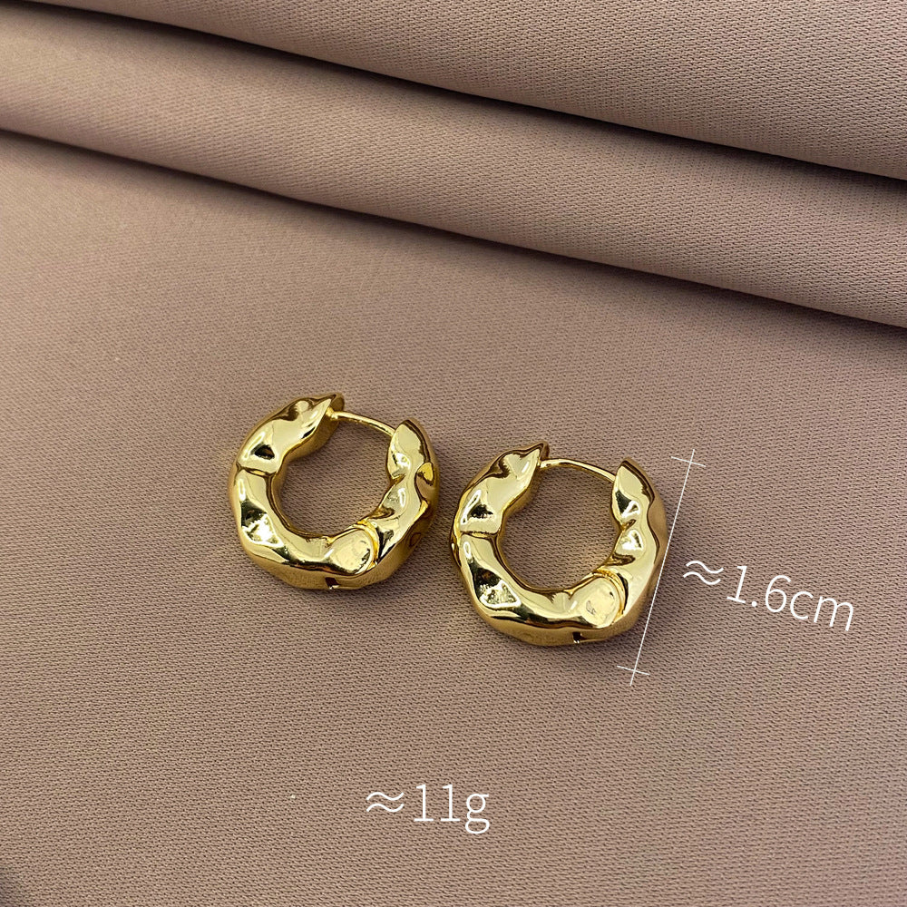 Текстурна текстура пръстен за уши прости вградени студени стил висококачествени обеци