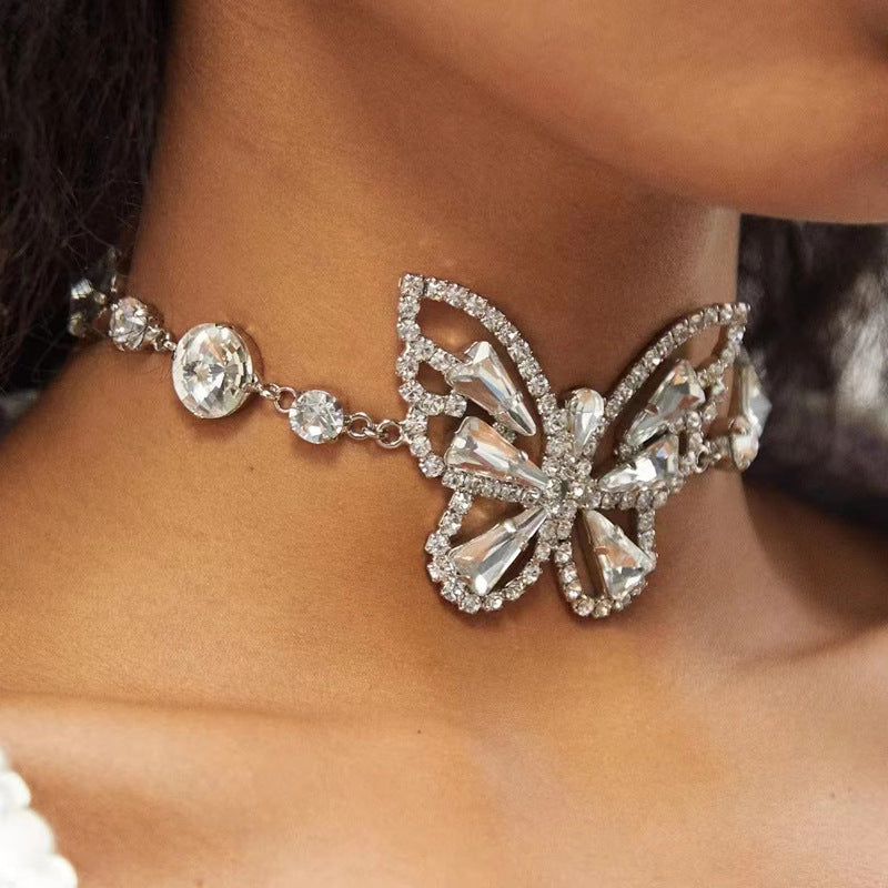 Boucles d'oreilles de collier de papillon surdimensionnées pour femmes