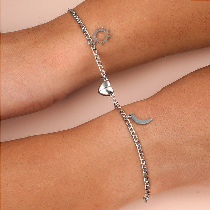 Set di bracciale a forma magnetica a forma di cuore della luna