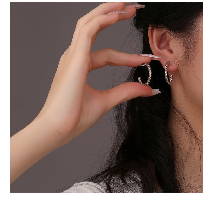 Thread Twist C-formed Ohrringe grenzüberschreitendes Produkt Internet Promi Windohr Einfache Persönlichkeit Ohrring Ornament