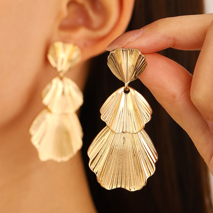 New Exaggerated Leaves Flower Earrings Women's Retro Fashion Long Alloy Flower