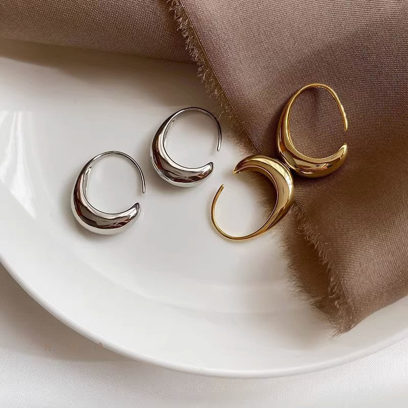 Women's Fashion Geometry Pattern Metal C- Ring Earrings