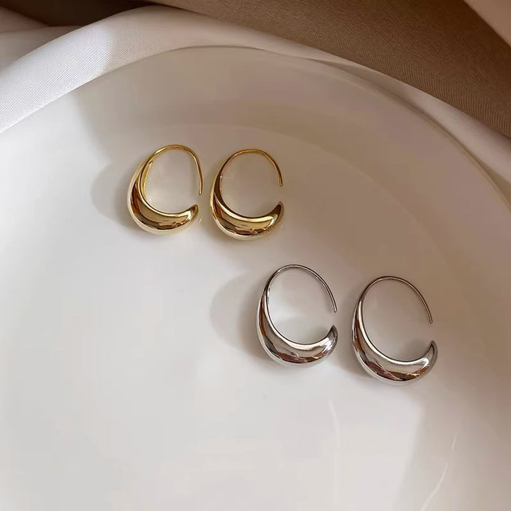 Modèle de géométrie de mode pour femmes boucles d'oreilles en métal