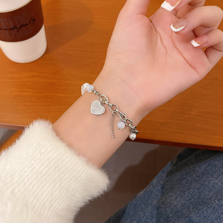 Diseño de nicho femenino de Pearl Love Bracelet