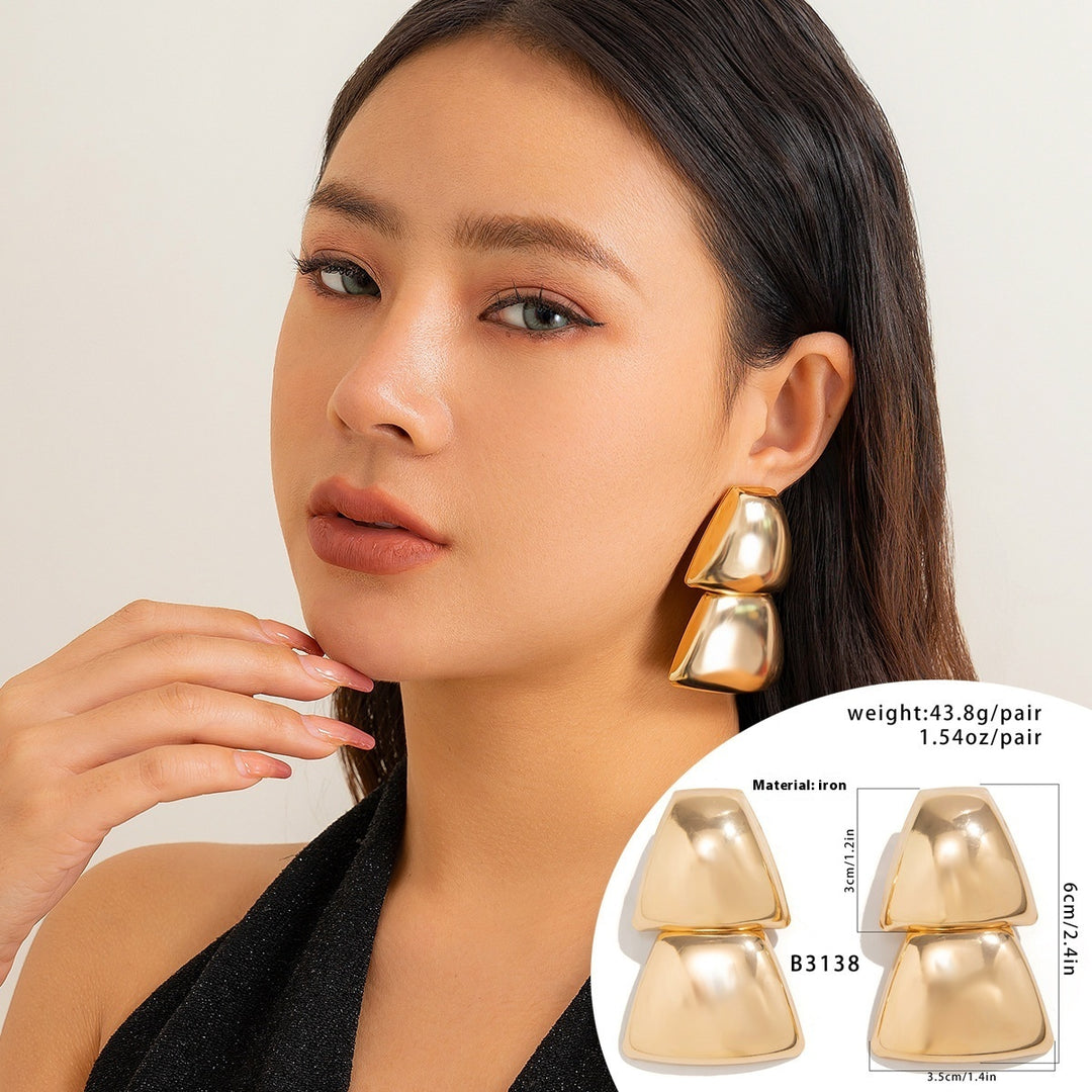 Boucles d'oreilles de goujon pliantes brillantes de design de mode pour femmes rétro