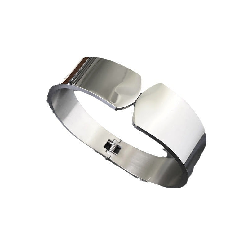Minimalistisch titanium staal geen vervagende armband eenvoudige temperamentvolle all-match