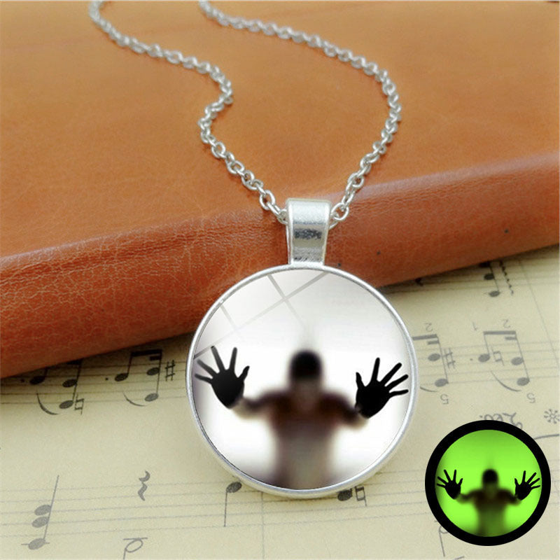 Rund lysande halsband Halloween Personlighet CLAVICLE Pendant Vintage Sweater Chain Fashion Jewelry Accessories