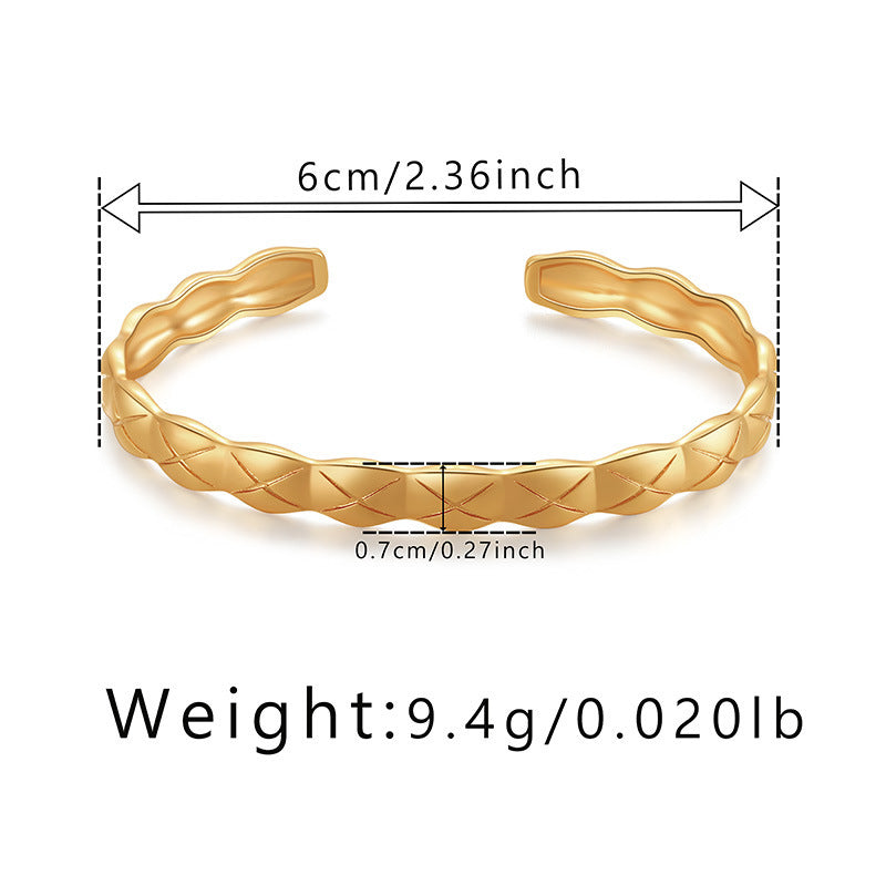 Women's Wide-rand metal Feel Fashion Bracelet