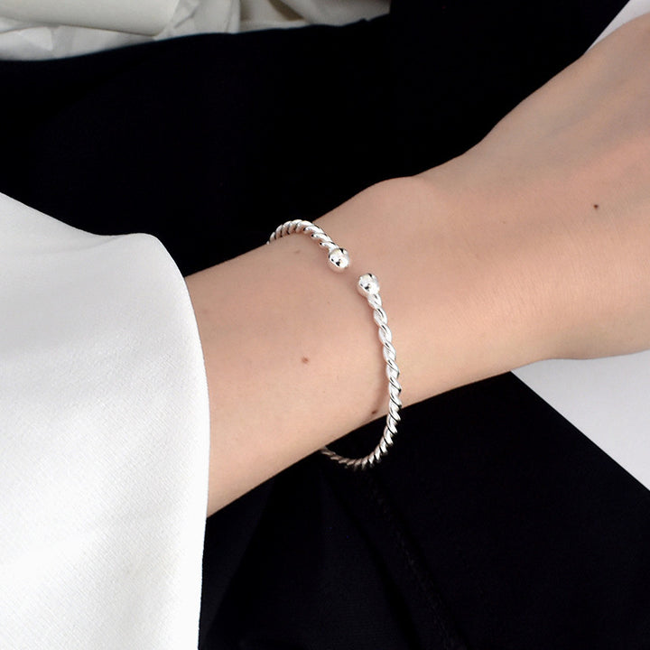 Bracelet de torsion en argent sterling aux femmes des femmes