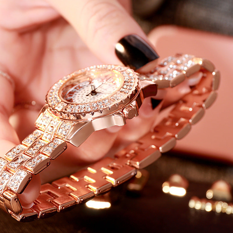 Fashion Simple Rhinestone Alloy Quartz Watch voor dames