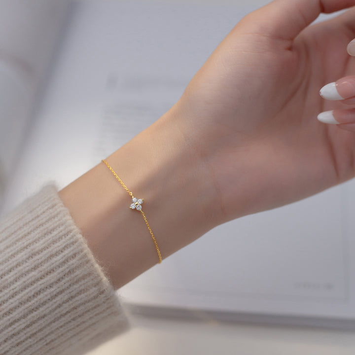 Vierblätter blühendes elegantes Armband für Frauen