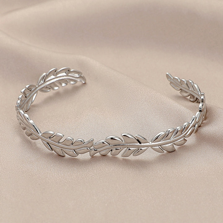 Stainless Steel New Leaf Stitching Bracelet