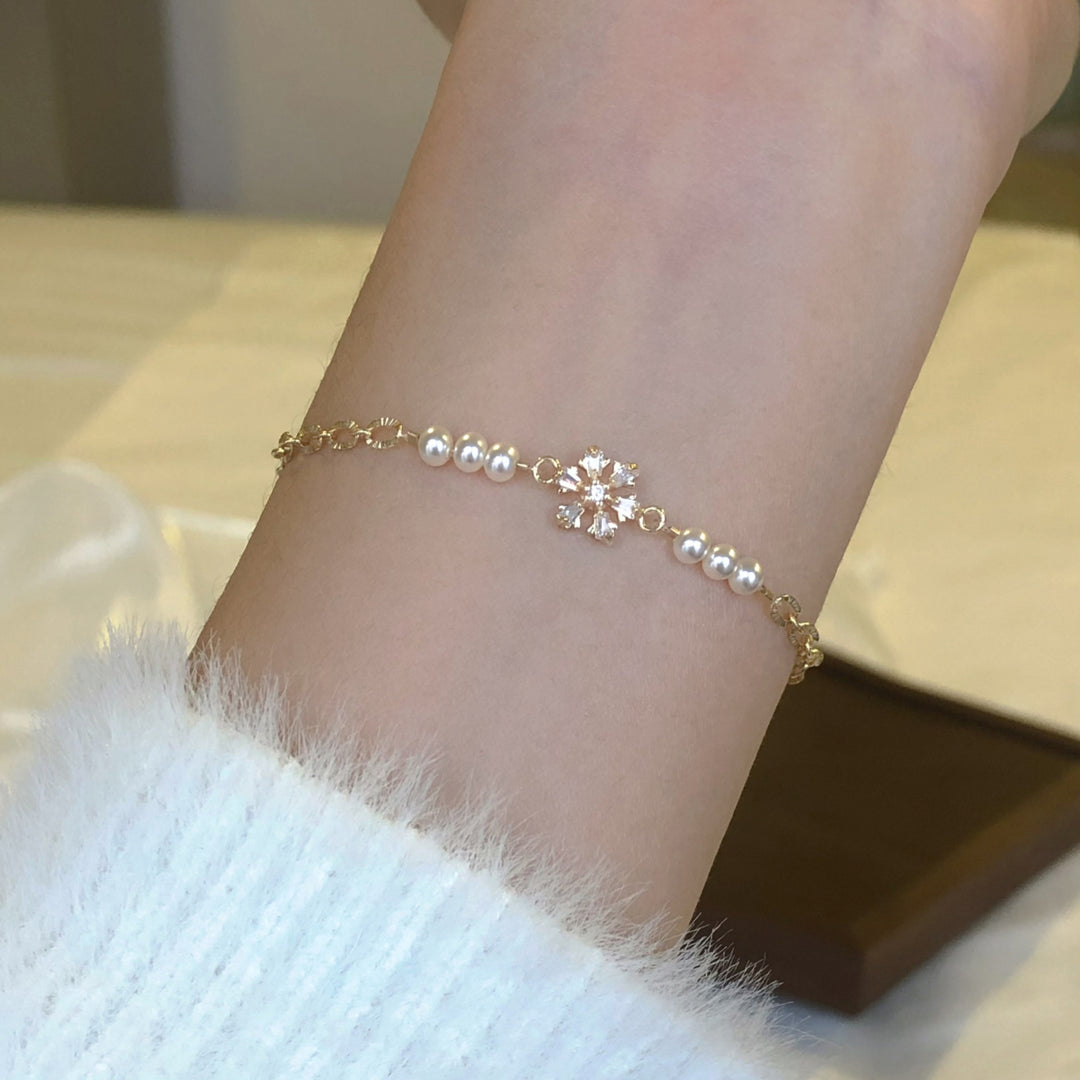 Pulsera de perlas de circón de copo de nieve con cuentas