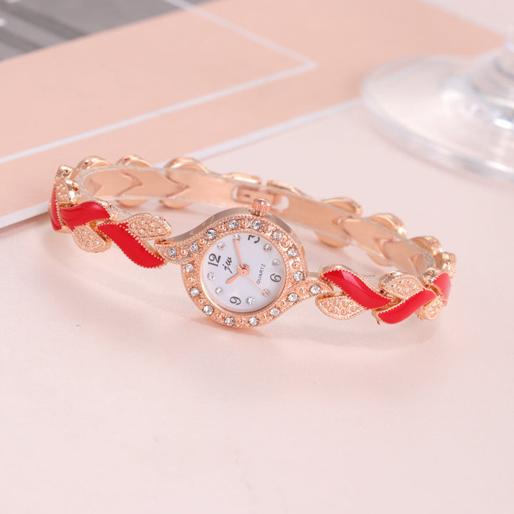 Şık All Maçlı Kadınlar Aşk Strap Diamond Watch