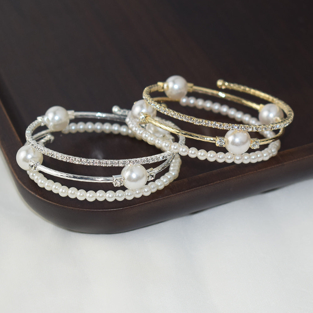 Einfaches Perle -Strass -Armband für Frauen