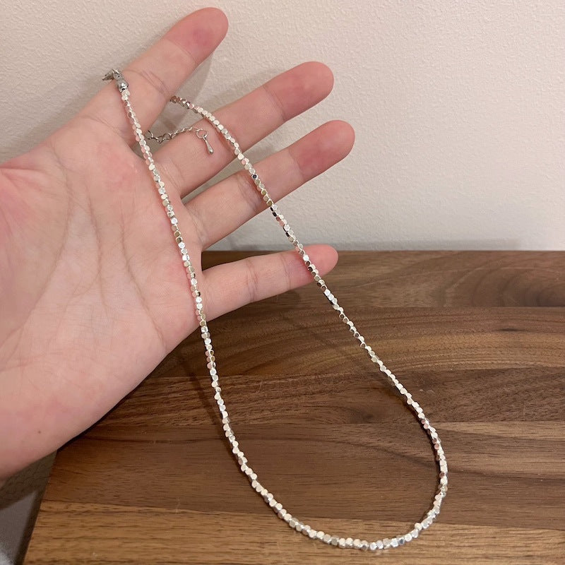 Kleine Stücke Silberperlen Halskette weiblicher Gitterschlüsselblattkette
